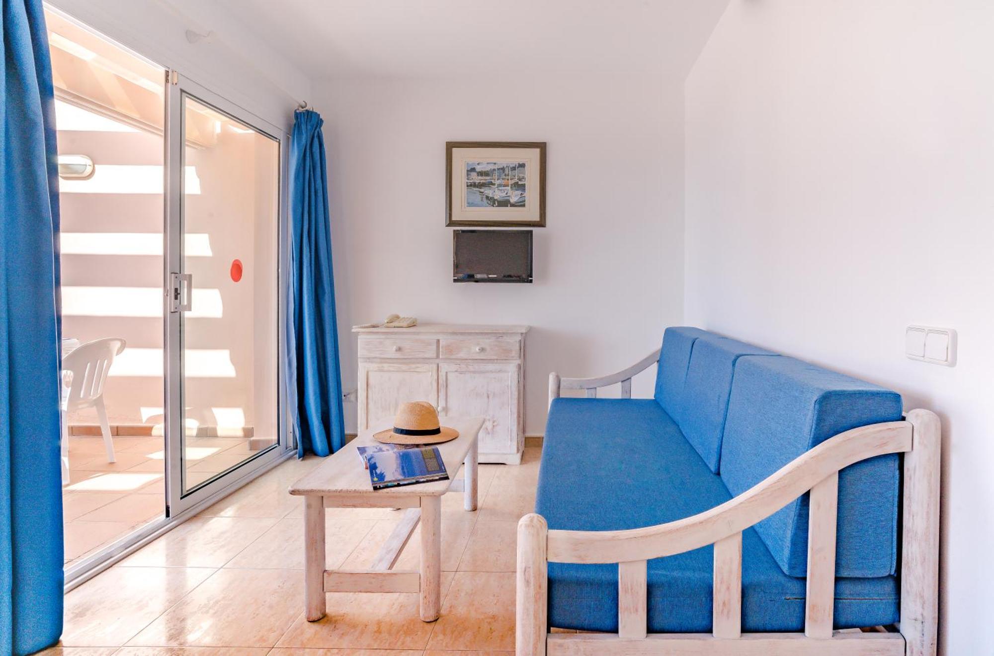 Apartamentos Mar Blau Son Bou Zewnętrze zdjęcie