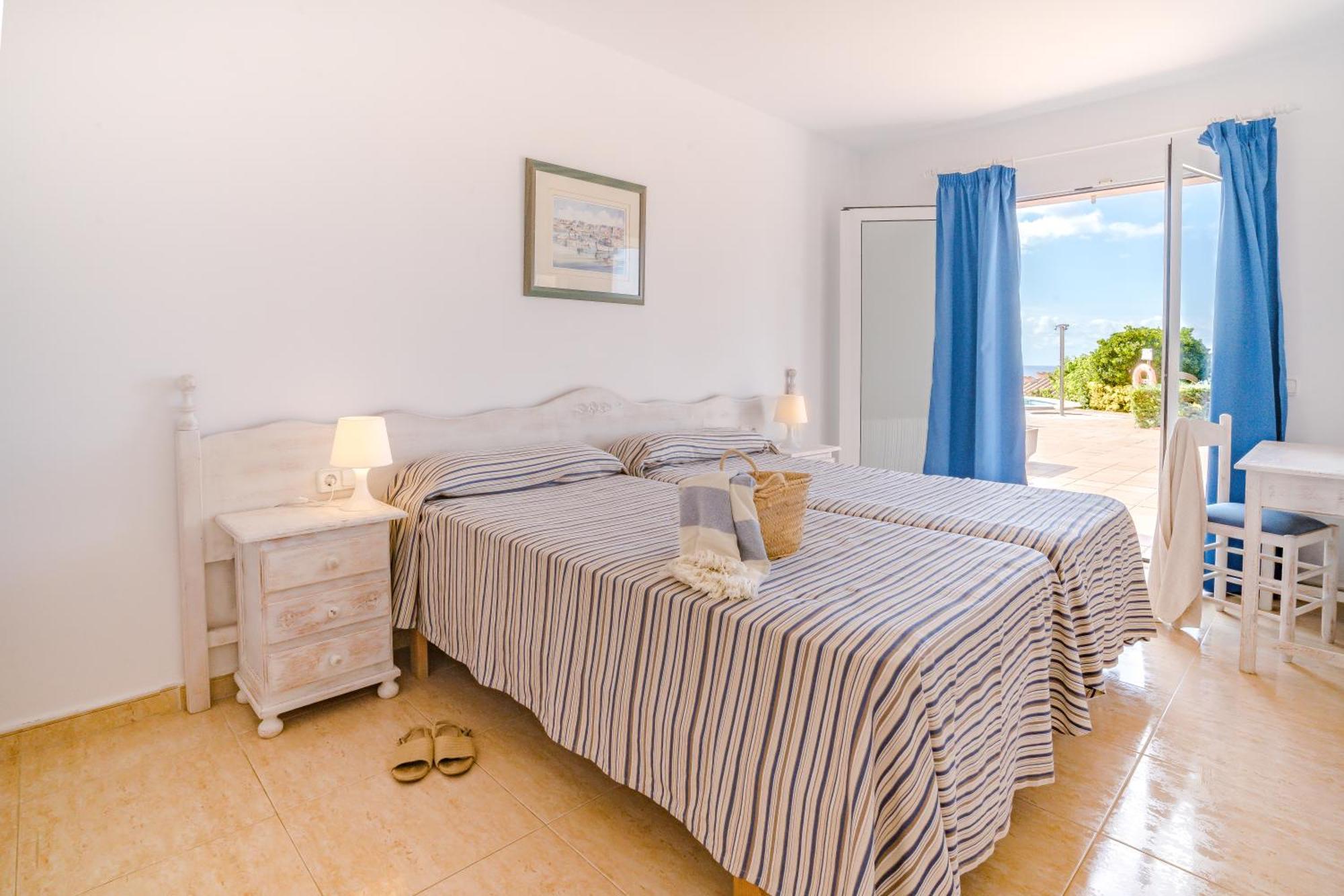 Apartamentos Mar Blau Son Bou Zewnętrze zdjęcie